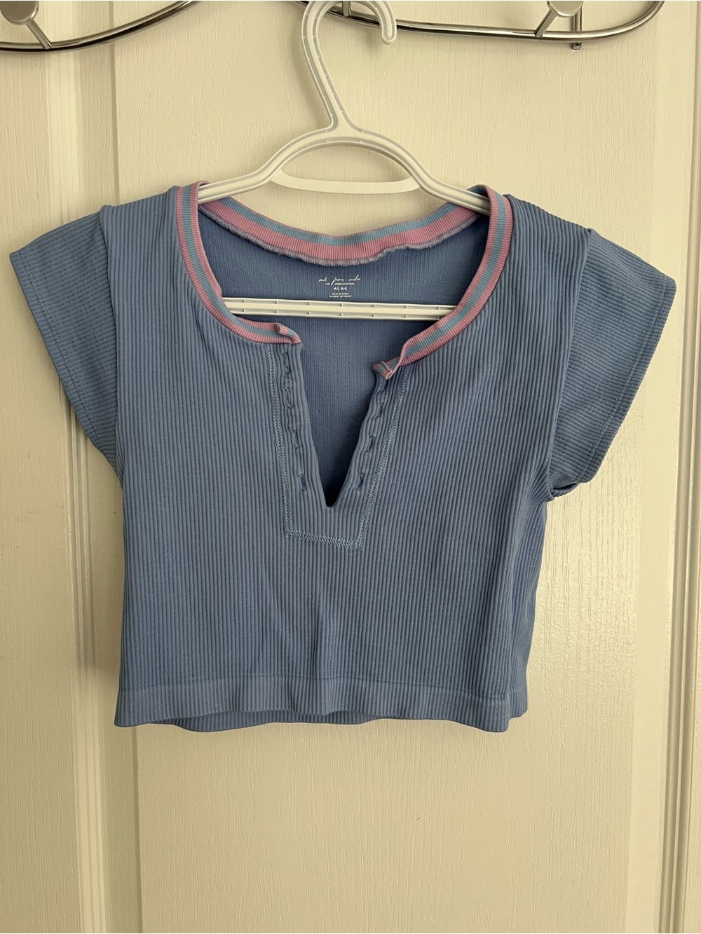 Urban Outfitters Blue Ribbed Short Sleeve V-Neck Women's Top